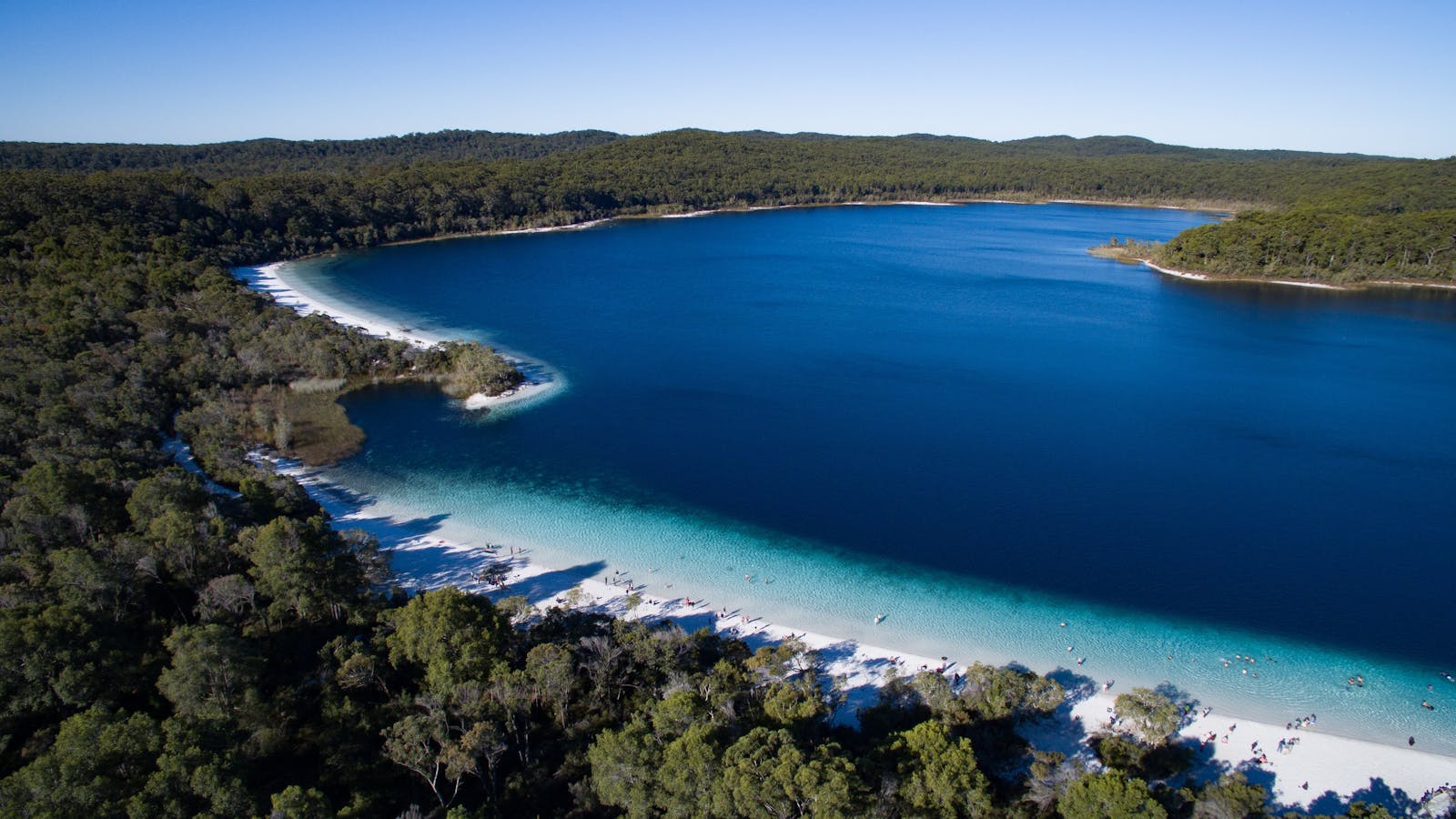 lake mckenzie australie