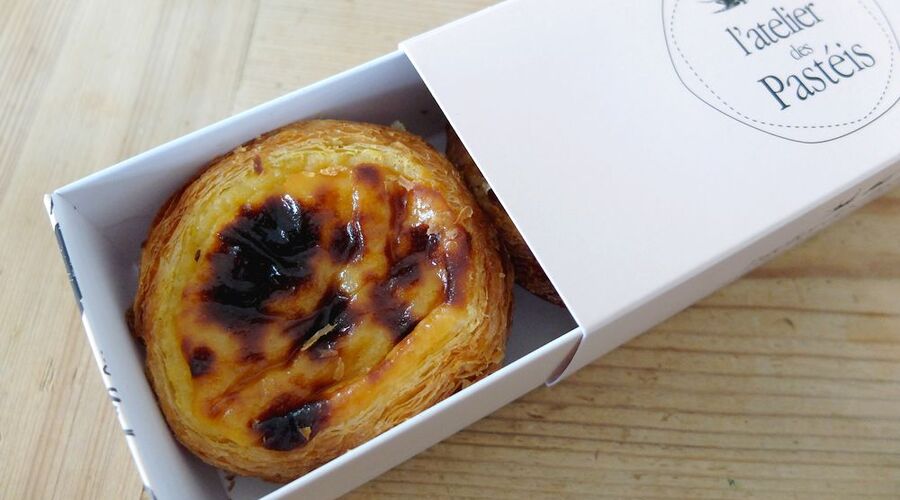 pastel nata bordeaux