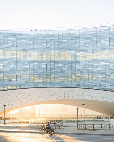 Le Monde bâtiment