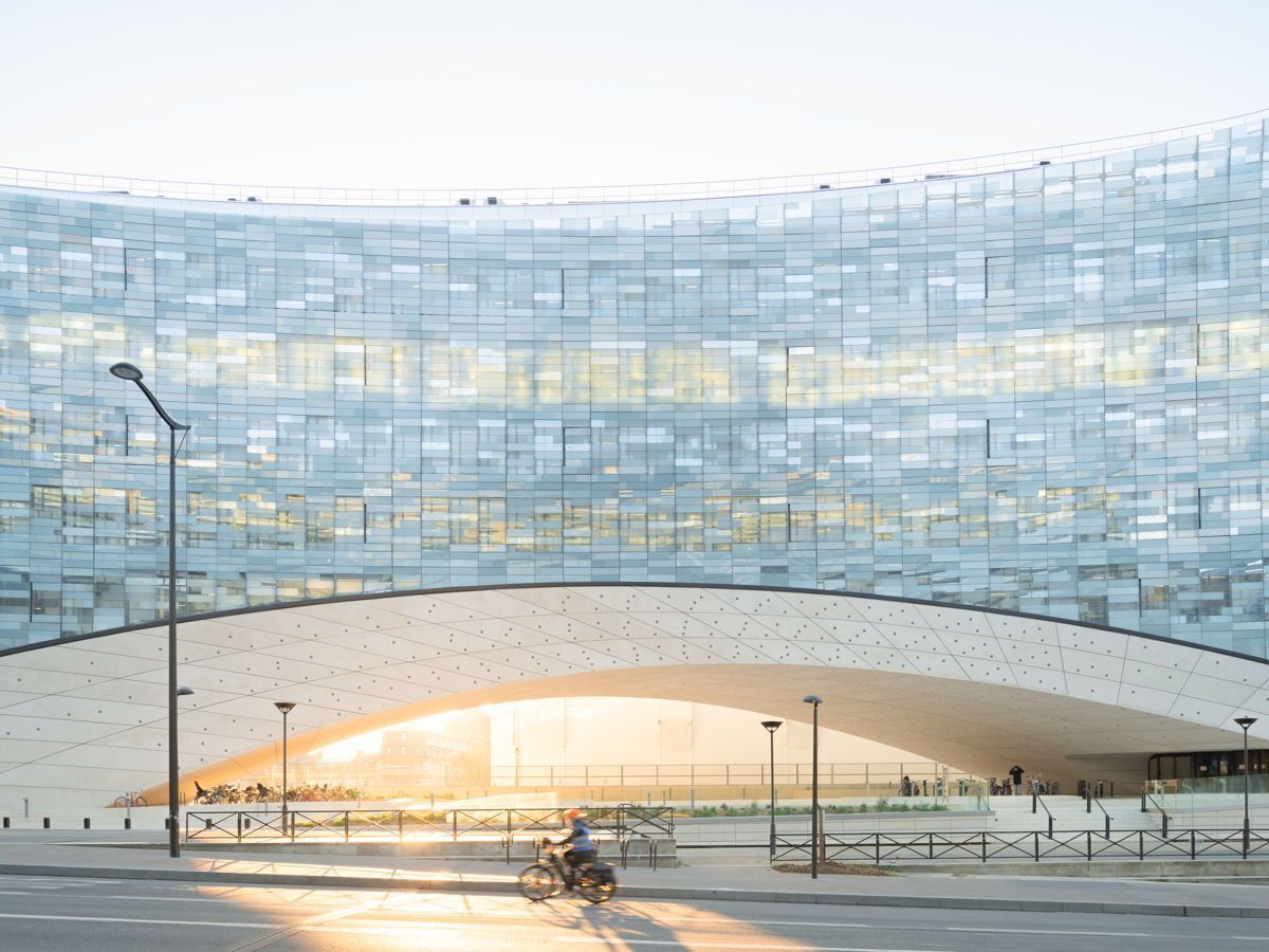 Le Monde bâtiment